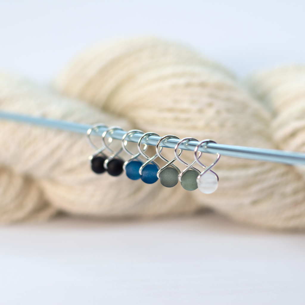 Small Snag-free Stitch Markers : Silver: Lavender