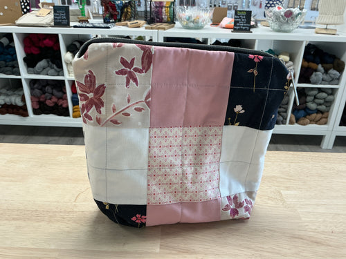 9-square quilted/zipper project bags