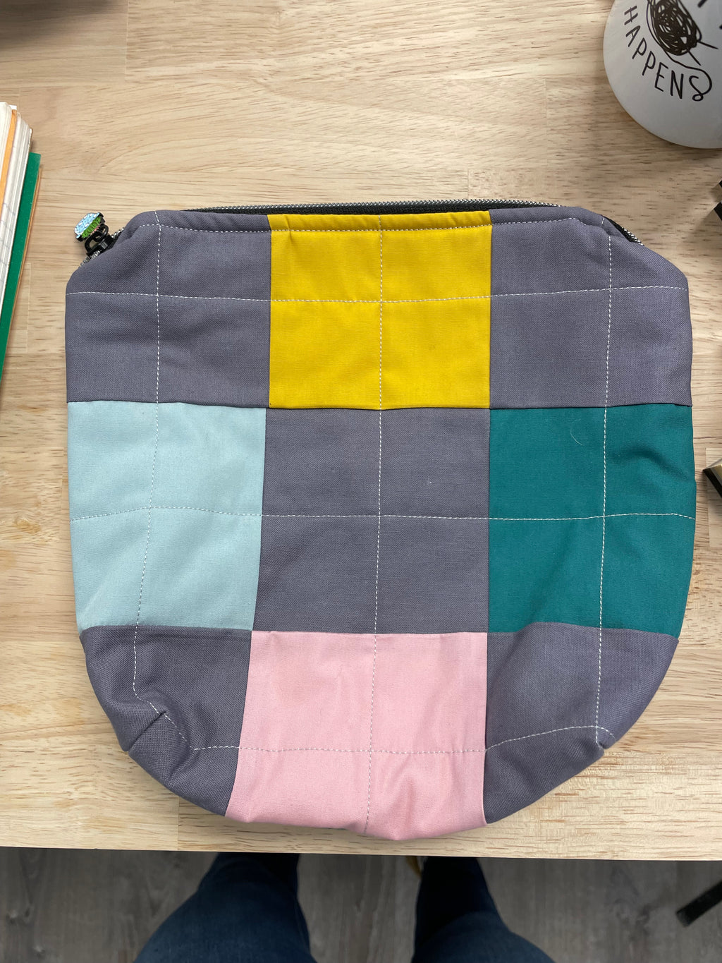 9-square quilted/zipper project bags