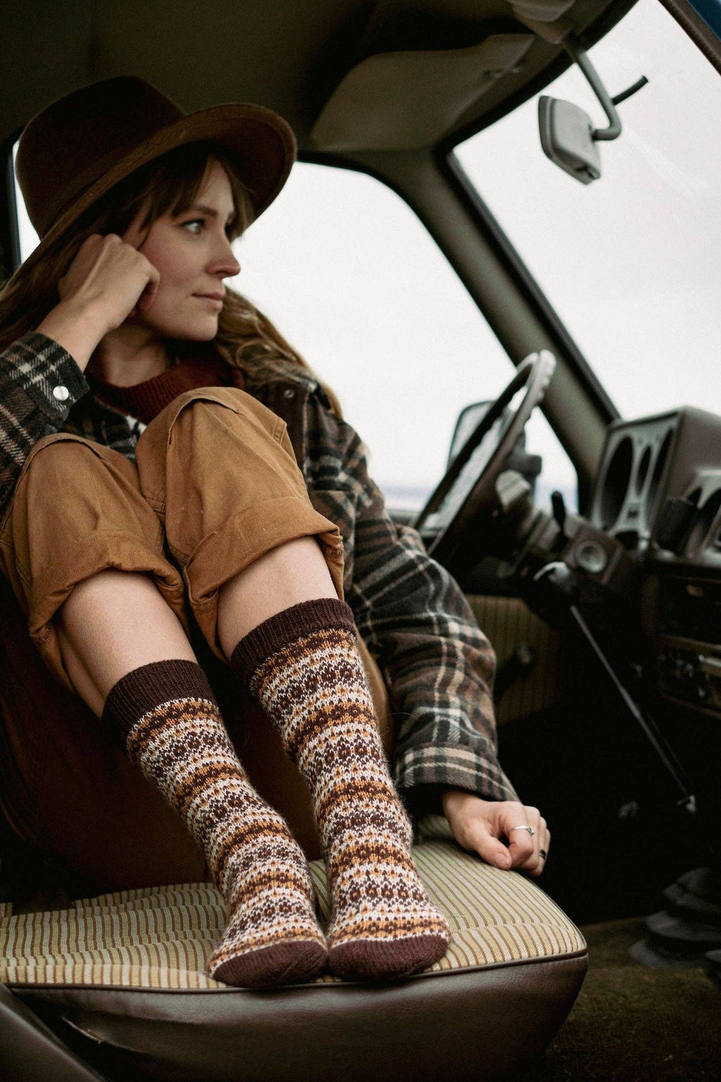 Unfolding Landscapes – 17 Knits for the Road