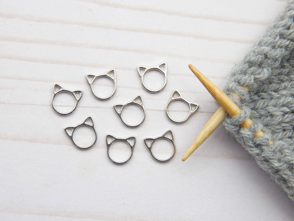 Silver Cat Closed Ring | Stitch Markers