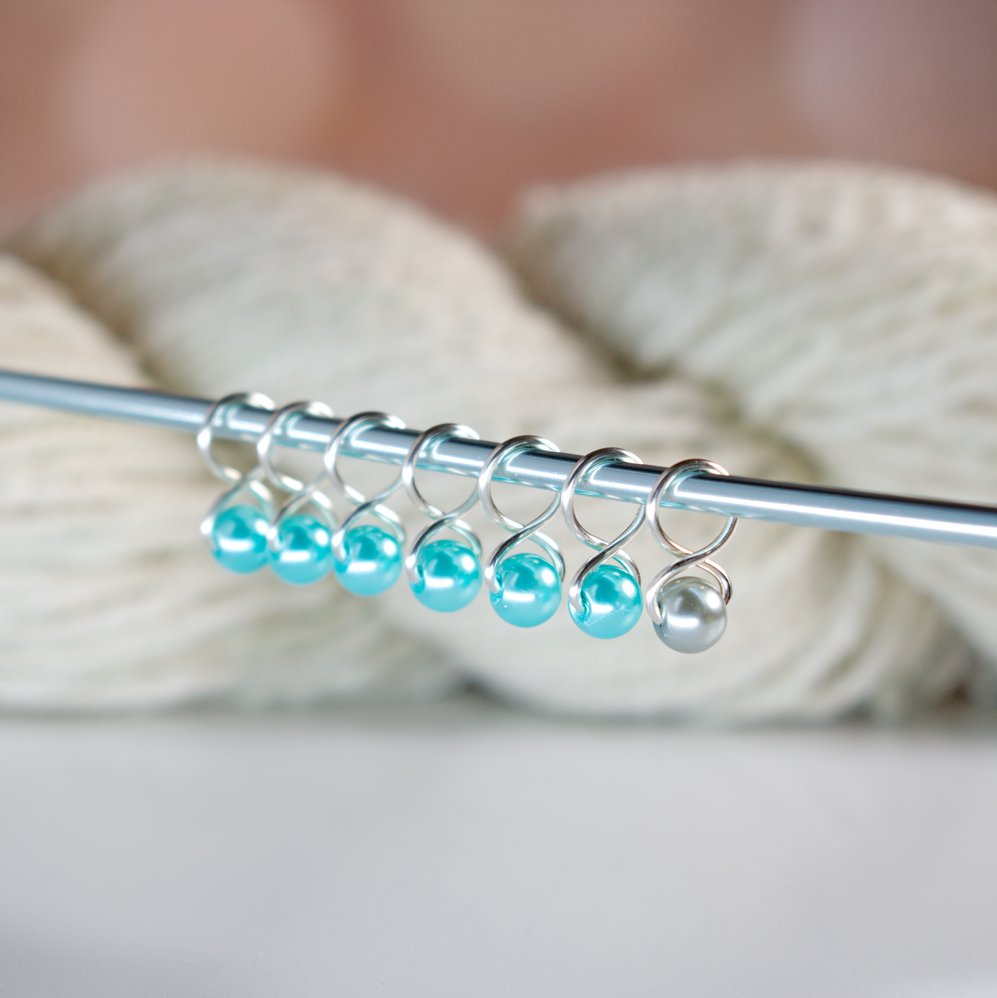 Small Snag-free Stitch Markers : Silver: Seafoam